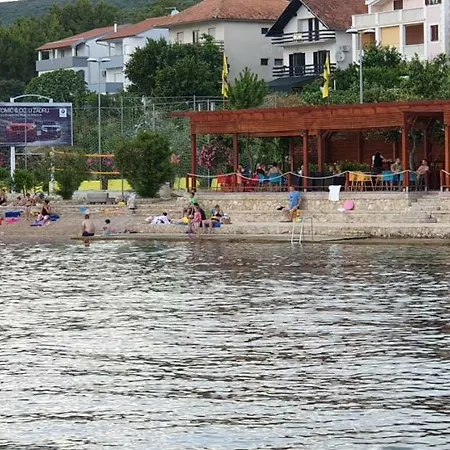 Mobile Deni *